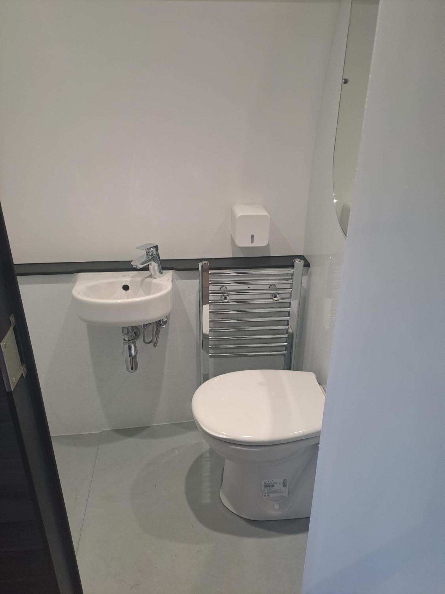 Celtic Minor Pods Villa Ystalyfera Eksteriør bilde
