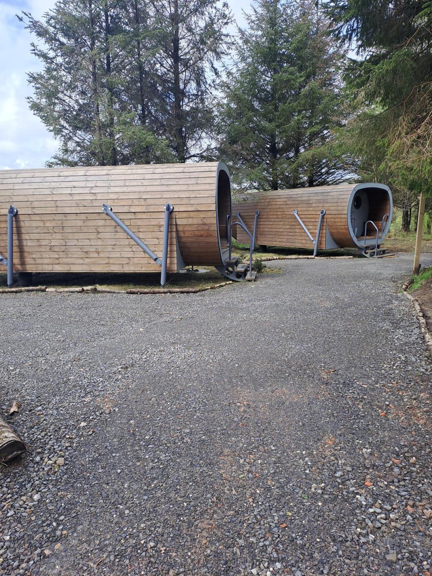 Celtic Minor Pods Villa Ystalyfera Eksteriør bilde